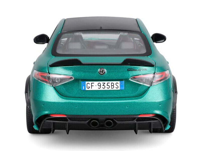 Bburago Alfa Romeo Giulia GTA 1:18 zelená metalíza